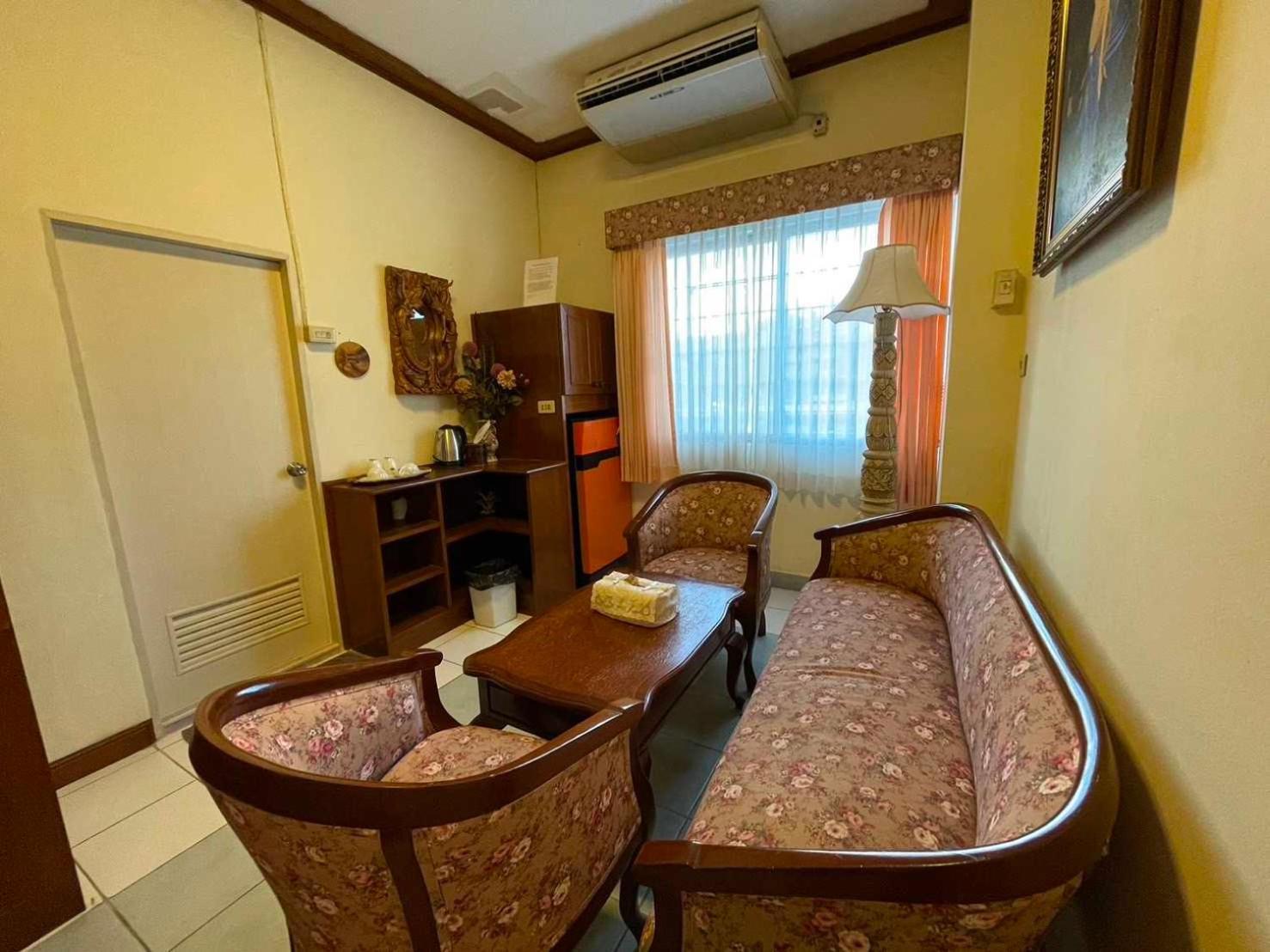 Anna Residence Jomtien Exterior foto